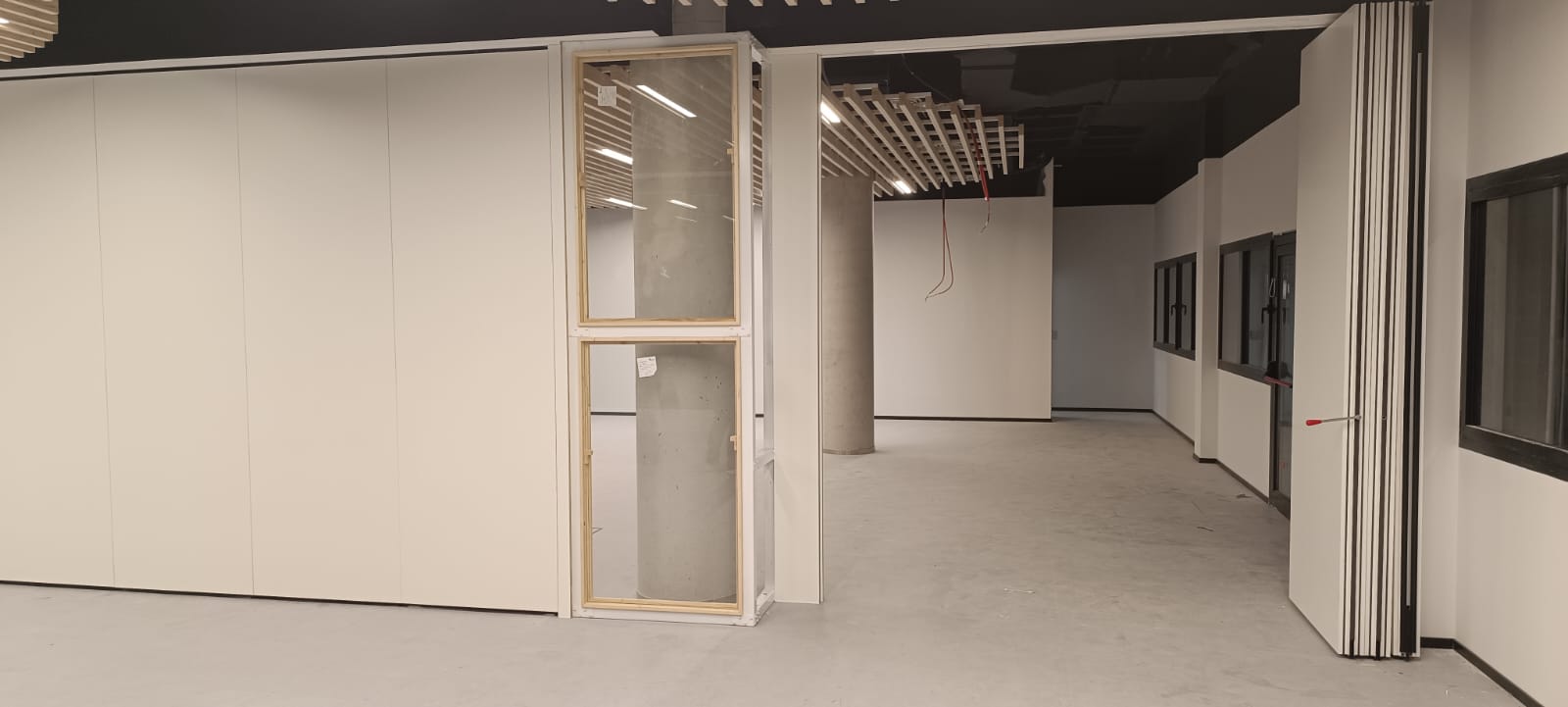 Movilpared – Tabiques móviles acristalados 3
