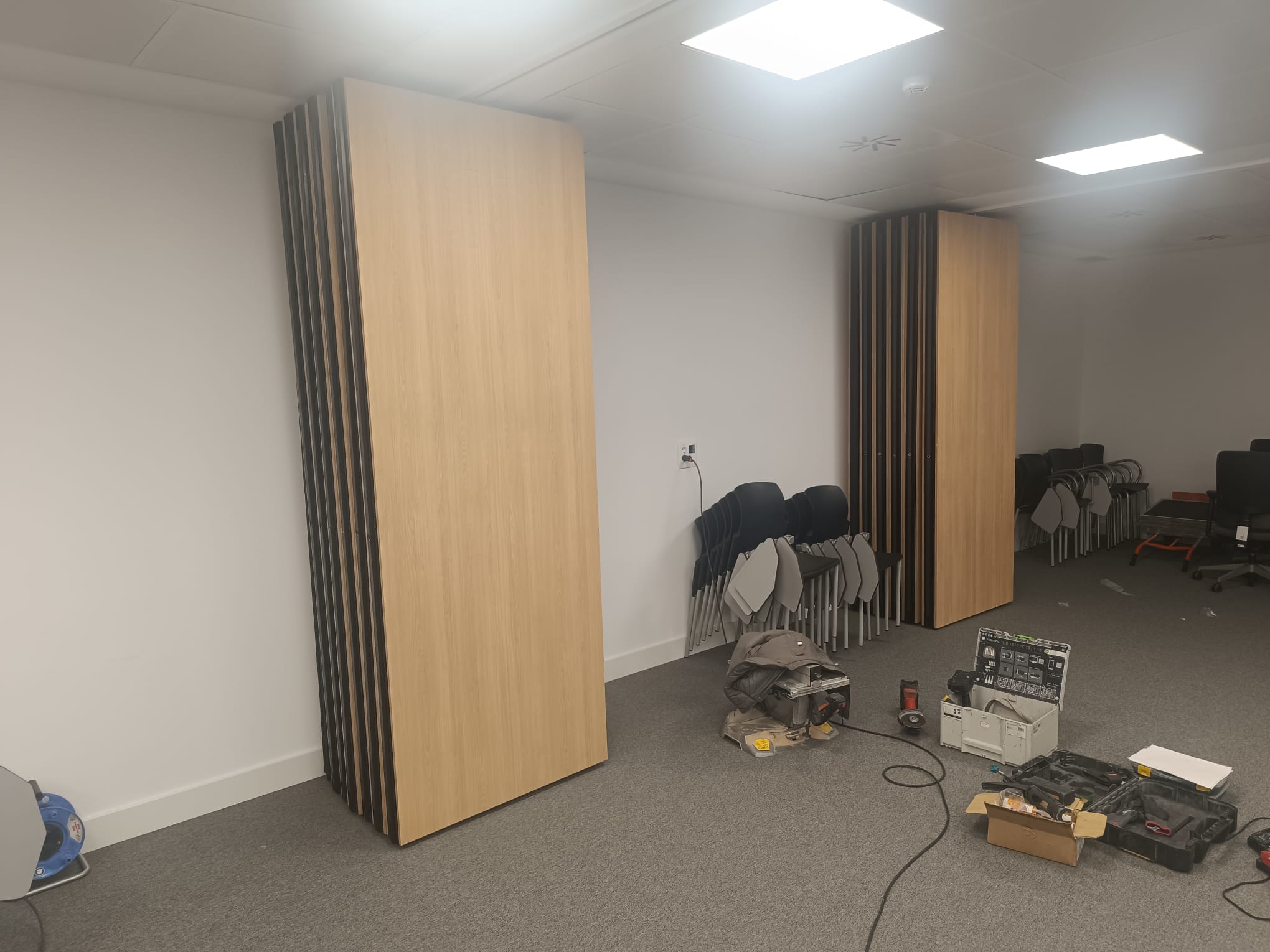 OFICINAS LEROY MELIN MADRID TABIQUE MOVIL S-106 (1)