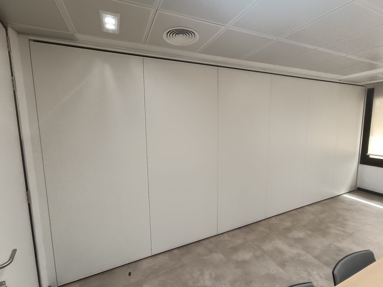 TABIQUE MOVIL S-106 OFICINAS MADRID CALLE ORENSE (2)